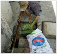 Cách xử lý bồn cầu bị hôi do tắc ống thoát khí