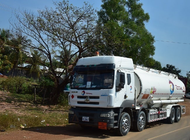 Cho thu&ecirc; xe bồn chở nước TPHCM cam k&ecirc;́t đảm bảo uy tín