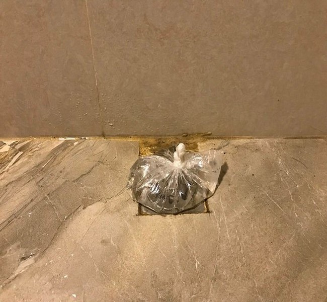 khac-phuc-mui-hoi-cua-cong-thoat-nuoc