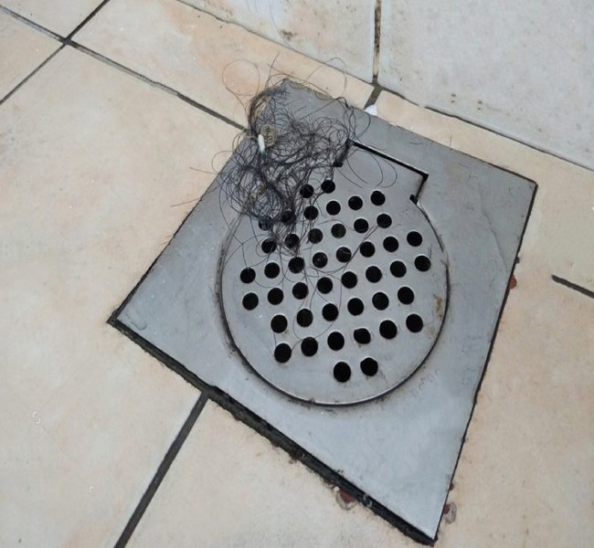 khac-phuc-mui-hoi-cua-cong-thoat-nuoc