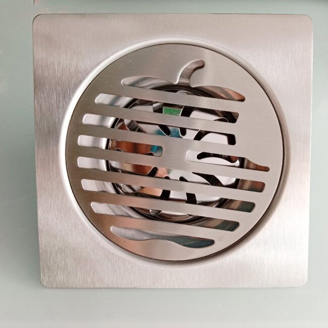 cong-san-nha-ve-sinh-chung-cu-bi-boc-mui-lam-the-nao-de-xu-ly