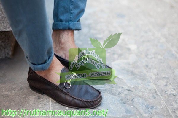 Kh&ocirc;ng đi tất dẫn đến m&ugrave;i h&ocirc;i gi&agrave;y