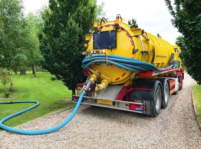 Rút hầm cầu quận 5 giá rẻ có thợ thi công chuyên nghiệp