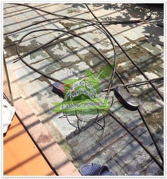 C&oacute; rất nhiều nguy&ecirc;n nh&acirc;n g&acirc;y dột m&aacute;i t&ocirc;n