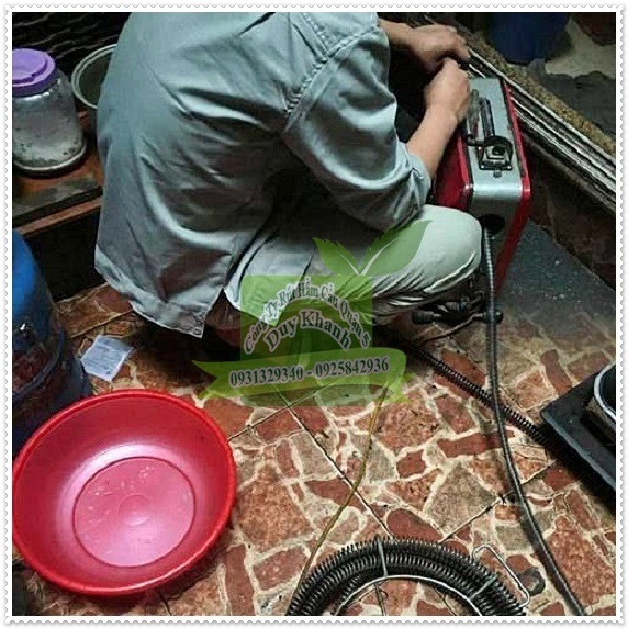 Xử lý bồn cầu bị nghẹt bằng dịch vụ chuyên nghiệp