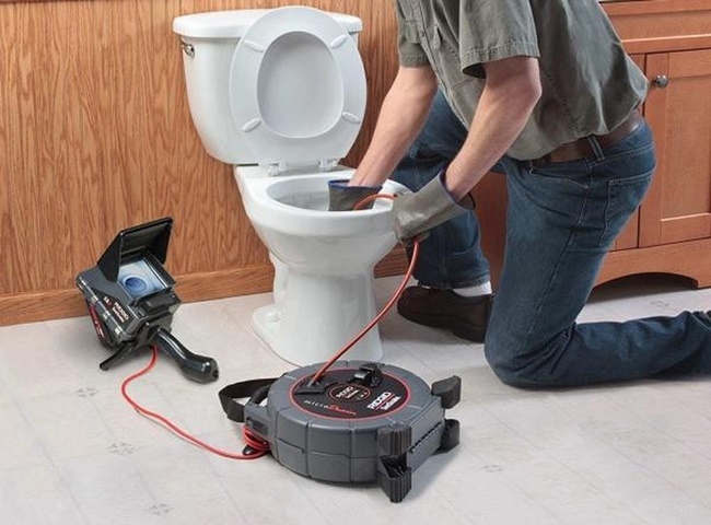 Dịch vụ th&ocirc;ng tắc bồn cầu quận 5 c&oacute; gi&aacute; rẻ nhất​ thị trường